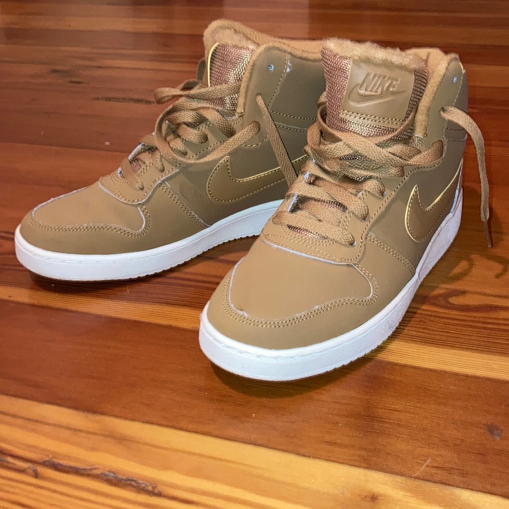 Nike Ebernon Womens Mid SE “Wheat”